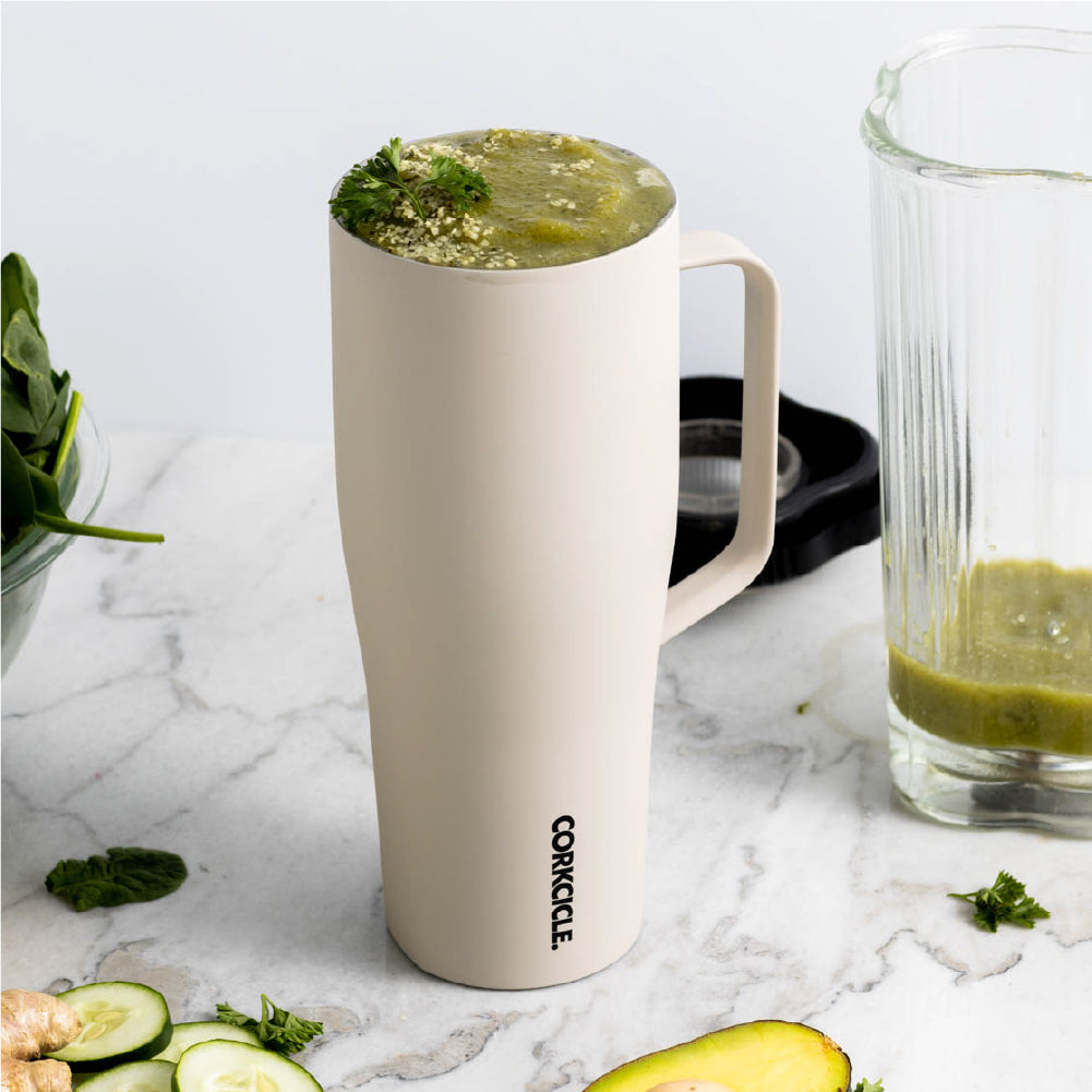 cold-cup-xl-z9 588f4a27c4cf--2230CLT-lifestyle.jpg