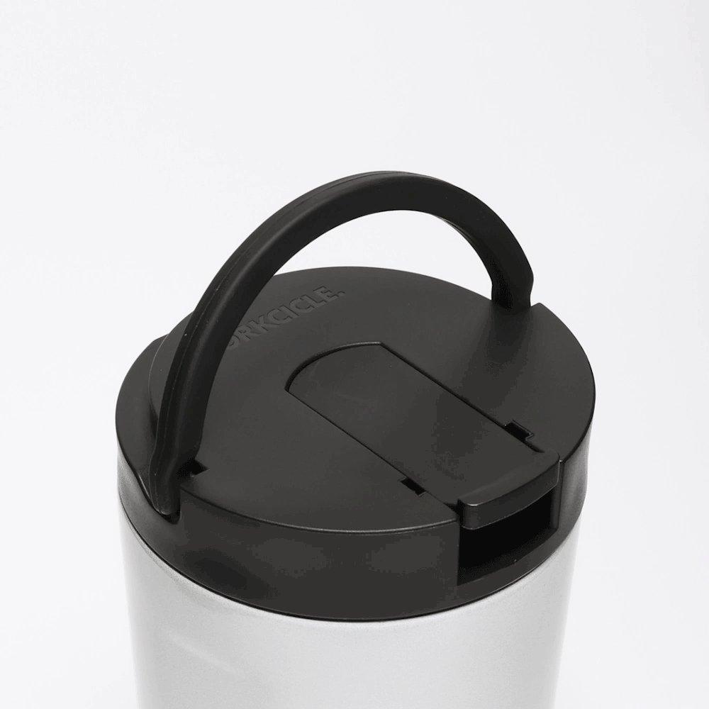 disney-kids-cup-l5 Kids_Cup_28_0906b7b6-4acf-4cb6-8c0d-d15f57c40b85.gif