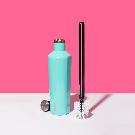 bottle-brush-y6 accessories_bottlebrush_lifestyle.jpg